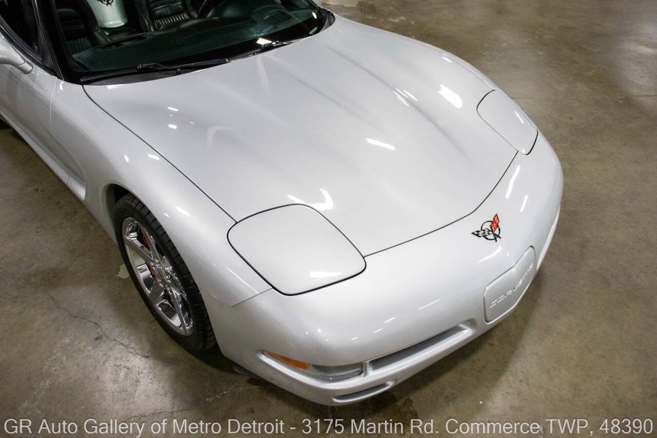 Used 2002 Chevrolet Corvette Convertible w/ Preferred Equipment Group2 RWD image 14
