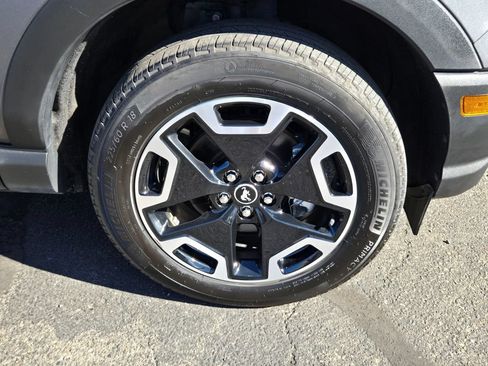 Used 2024 Ford Bronco Sport Outer Banks AWD/4WD image 9