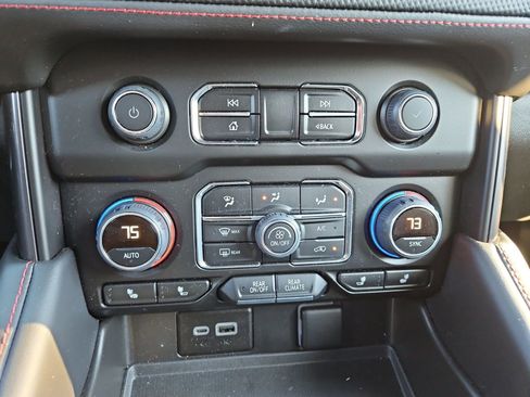 Used 2024 Chevrolet Tahoe RST w/ Luxury Package image 28