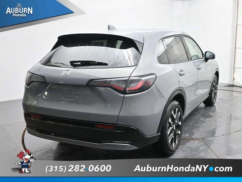 New 2026 Honda HR-V EX-L image 4