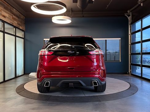 Used 2019 Ford Edge ST w/ Equipment Group 401A image 4