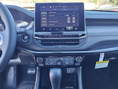 New 2026 Jeep Compass Latitude image 24