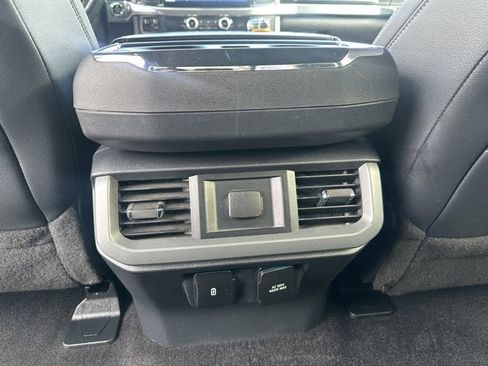 Used 2021 Ford F150 Lariat image 12