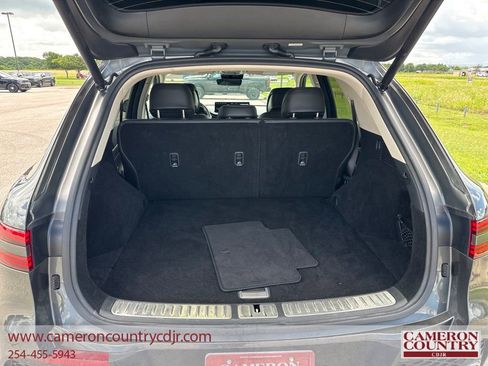 Used 2025 Genesis GV70 2.5T AWD/4WD image 18