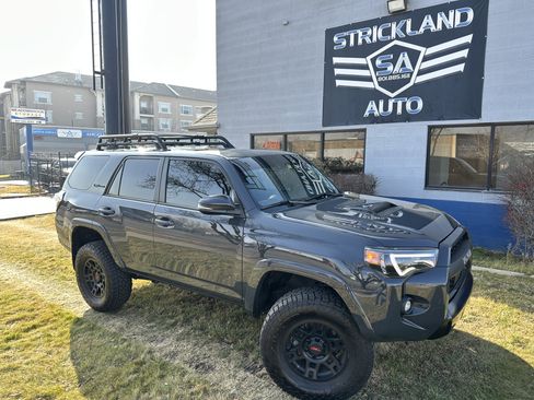 Used 2024 Toyota 4Runner TRD Pro image 2