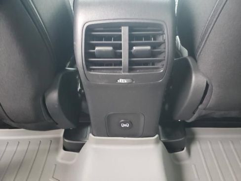 Used 2023 Ford Escape Active w/ Tech Pack #1 AWD/4WD image 16