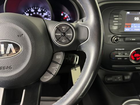 Used 2017 Kia Soul + w/ Designer's Package image 17