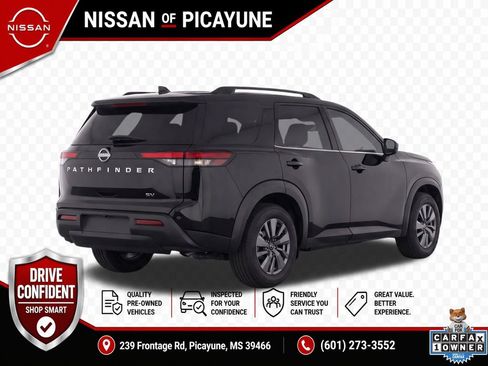 Used 2024 Nissan Pathfinder SV FWD image 4