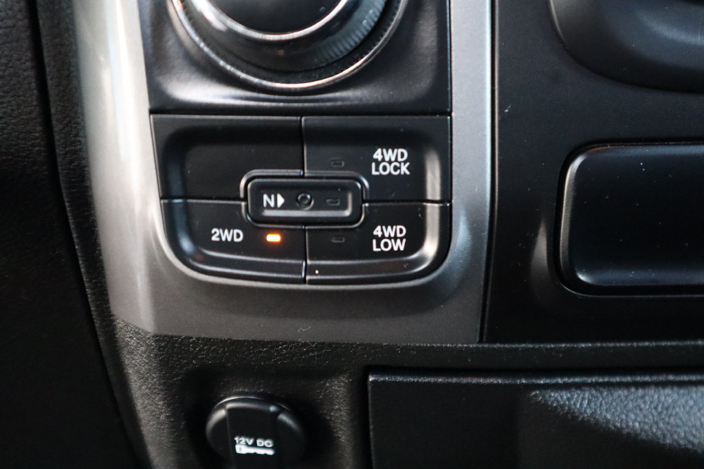 Used 2024 RAM 1500 Warlock AWD/4WD image 17