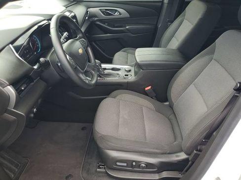 Certified 2024 Chevrolet Traverse LT FWD image 19