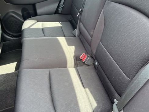 Used 2015 Subaru Legacy 2.5i Premium image 10