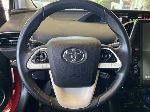 Used 2017 Toyota Prius Prime Premium FWD image 16