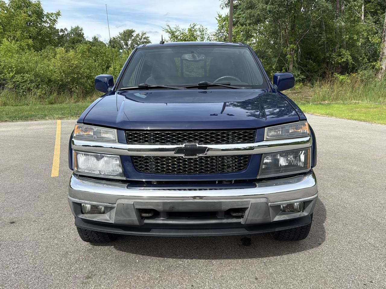 Used 2012 Chevrolet Colorado LT AWD/4WD image 2