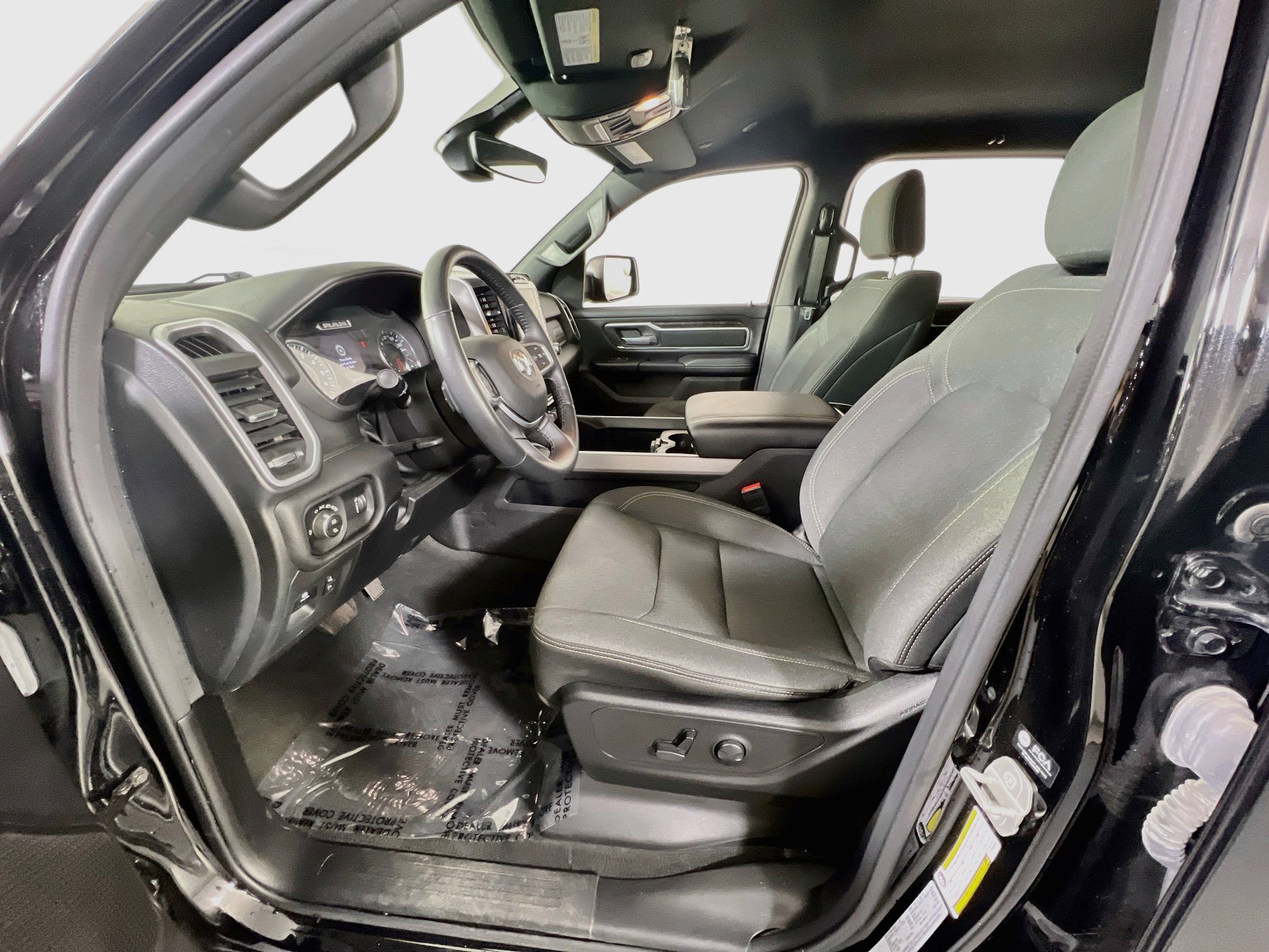 Used 2023 RAM 1500 Big Horn AWD/4WD image 21