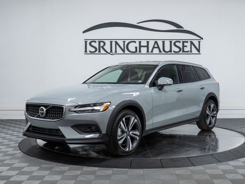 New 2026 Volvo V60 B5 Cross Country Plus w/ Climate Package image 1