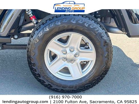 Used 2021 Jeep Gladiator Mojave image 10