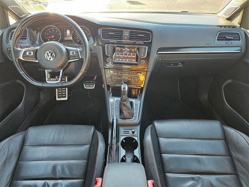 Used 2015 Volkswagen GTI Autobahn image 18