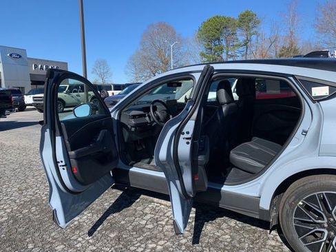 New 2026 Ford Mustang Mach-E Premium image 18