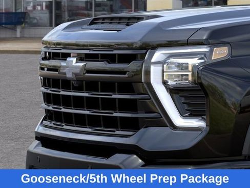 New 2026 Chevrolet Silverado 2500 LTZ w/ LTZ Plus Package AWD/4WD image 14