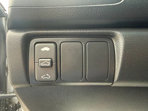 Used 2004 Honda Accord EX image 23