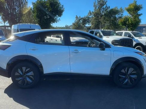 Used 2024 Nissan Ariya AWD image 4