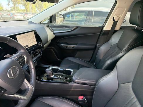Used 2024 Lexus NX 350h AWD image 7