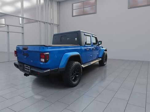 Used 2023 Jeep Gladiator Sport AWD/4WD image 9