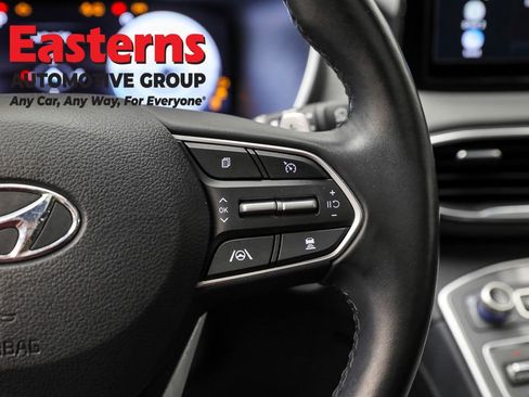 Used 2022 Hyundai Santa Fe Limited image 16