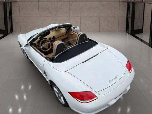 Used 2010 Porsche Boxster RWD image 23