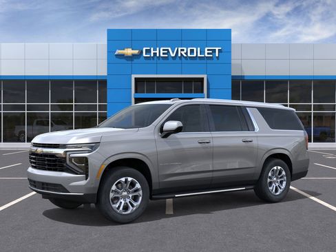 New 2025 Chevrolet Suburban LS image 2
