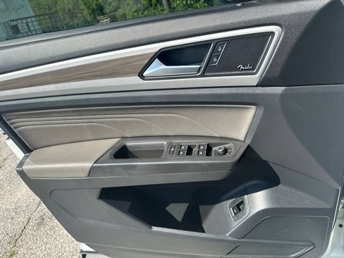 Used 2022 Volkswagen Atlas SEL AWD/4WD image 37