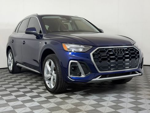 Used 2024 Audi Q5 2.0T Premium Plus w/ Premium Plus Package AWD/4WD image 7