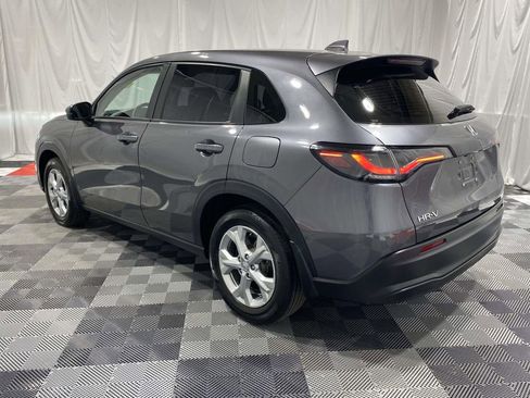 Used 2025 Honda HR-V LX image 2
