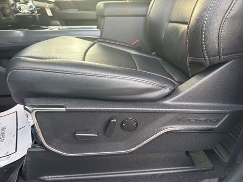 Used 2024 Ford F250 Lariat w/ Lariat Ultimate Package image 11