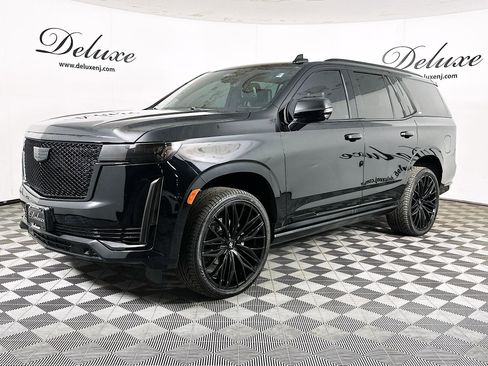 Used 2023 Cadillac Escalade Sport Platinum image 3