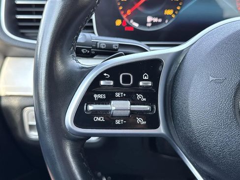 Used 2022 Mercedes-Benz GLE 350 image 11