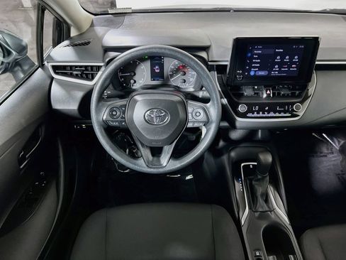 Certified 2025 Toyota Corolla LE FWD image 19