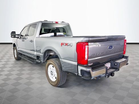 Used 2025 Ford F250 XLT w/ FX4 Off-Road Package AWD/4WD image 5