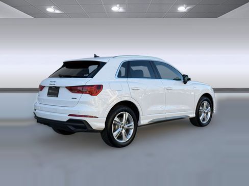 Used 2024 Audi Q3 2.0T Premium Plus w/ Premium Plus Package image 9