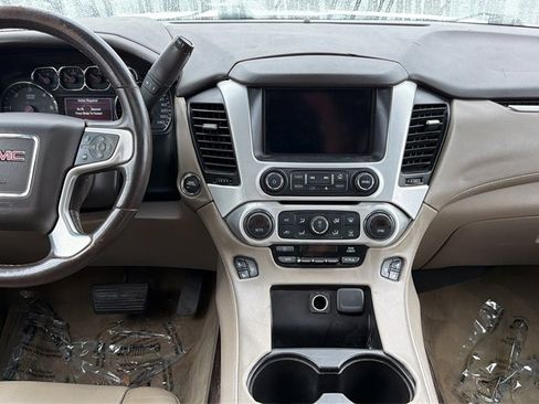 Used 2015 GMC Yukon XL SLT w/ Open Road Package image 36