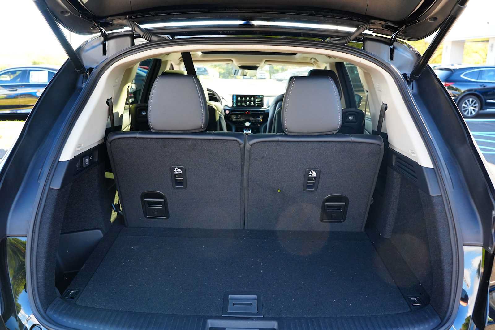 Used 2026 Acura MDX w/ Technology Package AWD/4WD image 37