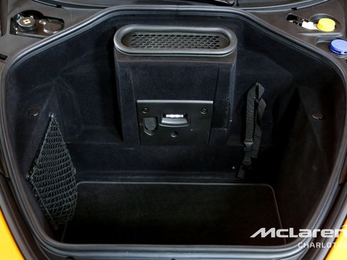 Used 2019 McLaren 720S image 16