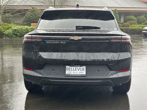 New 2026 Chevrolet Equinox EV LT image 4