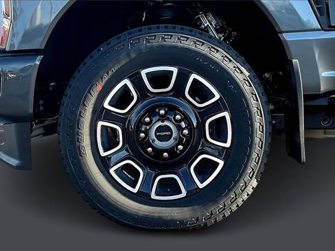 New 2026 Ford F250 Platinum image 13