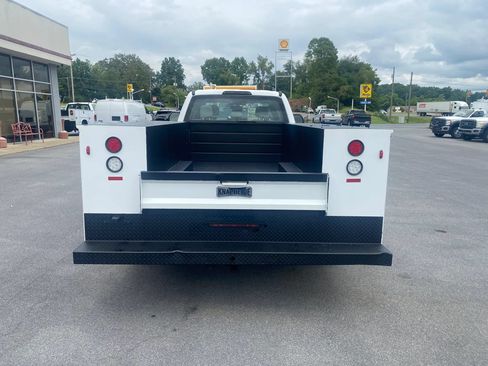 Used 2017 Ford F350 XL RWD image 6