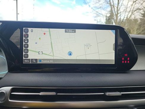 Certified 2025 Hyundai Palisade SEL image 18