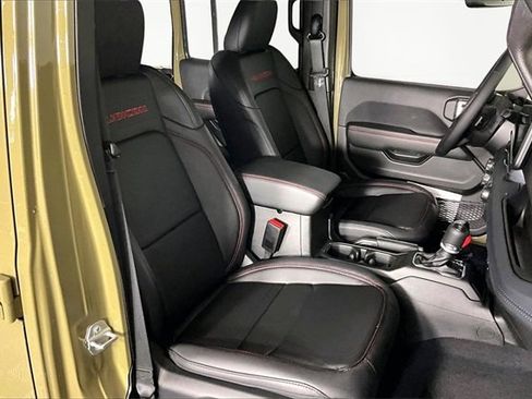 New 2026 Jeep Wrangler Unlimited Rubicon image 12