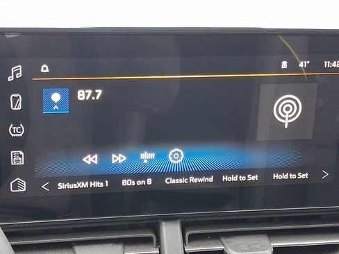 Used 2024 Chevrolet Trax ACTIV w/ Driver Confidence Package image 17