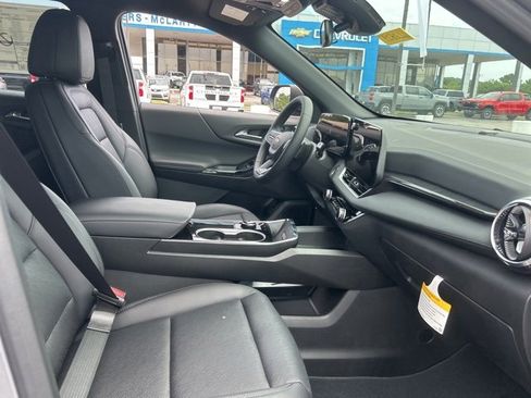 New 2026 Chevrolet Equinox LT w/ Convenience Package II image 33