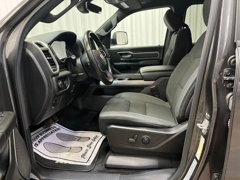 Used 2021 RAM 1500 Big Horn image 4